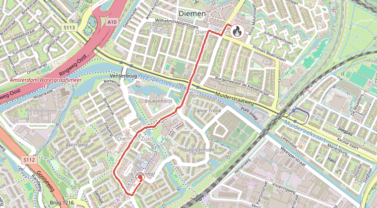 Kaart van de omgeving van de melding, met de kazerne die is gealarmeerd