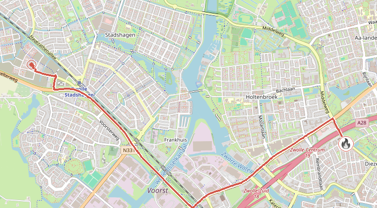 Kaart van de omgeving van de melding, met de kazerne die is gealarmeerd