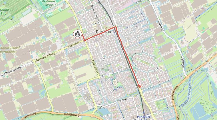 Kaart van de omgeving van de melding, met de kazerne die is gealarmeerd