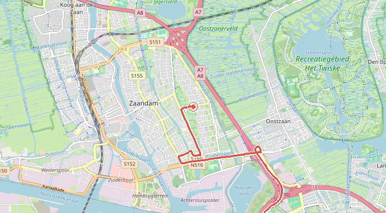 Kaart van de omgeving van de melding, met de kazerne die is gealarmeerd