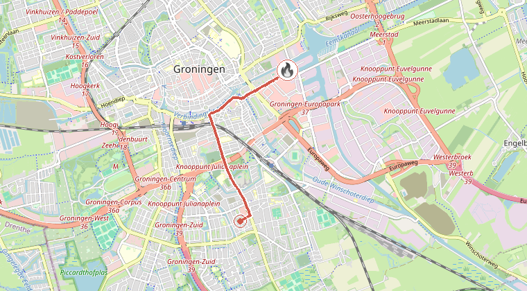 Kaart van de omgeving van de melding, met de kazerne die is gealarmeerd