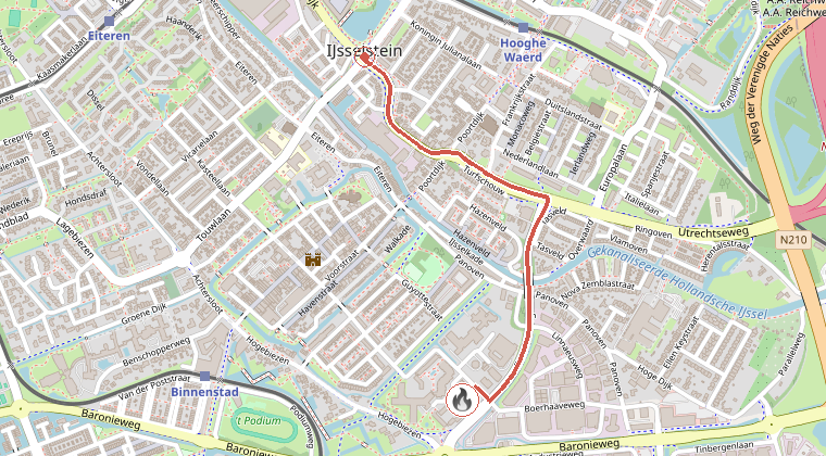 Kaart van de omgeving van de melding, met de kazerne die is gealarmeerd
