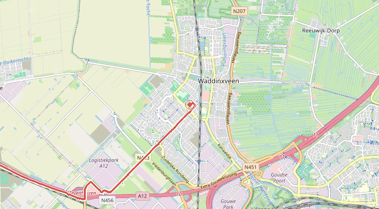 Kaart van de omgeving van de melding, met de kazerne die is gealarmeerd