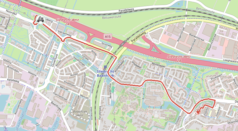 Kaart van de omgeving van de melding, met de kazerne die is gealarmeerd