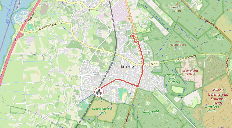 Kaart van de omgeving van de melding, met de kazerne die is gealarmeerd