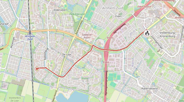 Kaart van de omgeving van de melding, met de kazerne die is gealarmeerd