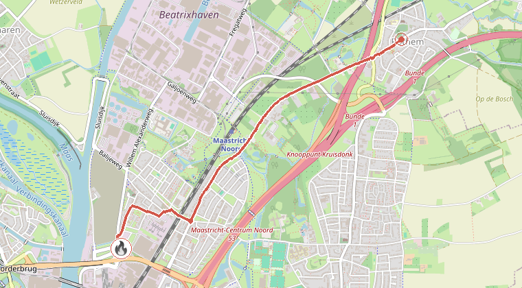 Kaart van de omgeving van de melding, met de kazerne die is gealarmeerd