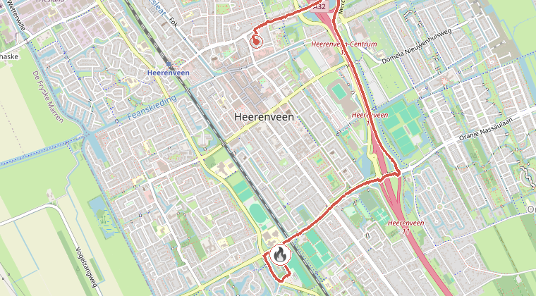 Kaart van de omgeving van de melding, met de kazerne die is gealarmeerd