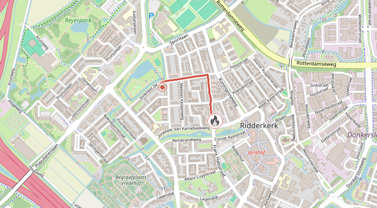 Kaart van de omgeving van de melding, met de kazerne die is gealarmeerd