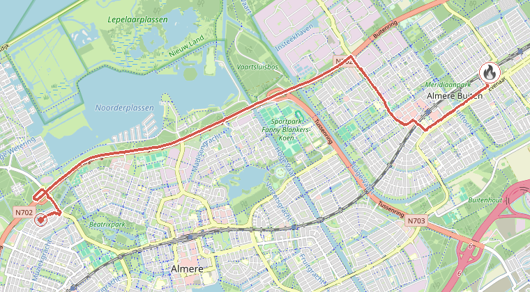 Kaart van de omgeving van de melding, met de kazerne die is gealarmeerd