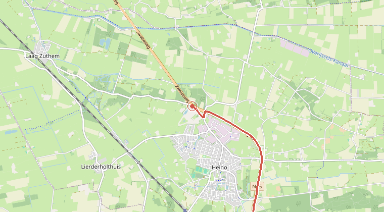 Kaart van de omgeving van de melding, met de kazerne die is gealarmeerd