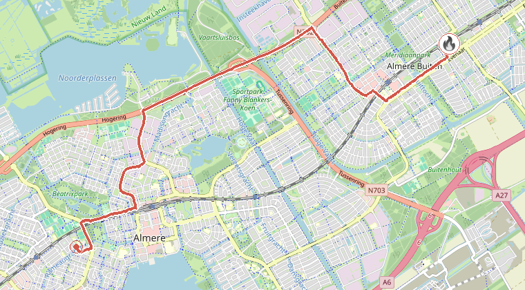 Kaart van de omgeving van de melding, met de kazerne die is gealarmeerd
