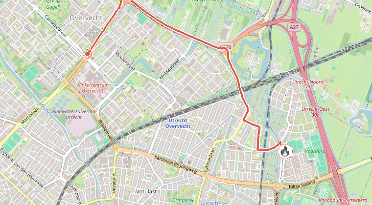 Kaart van de omgeving van de melding, met de kazerne die is gealarmeerd