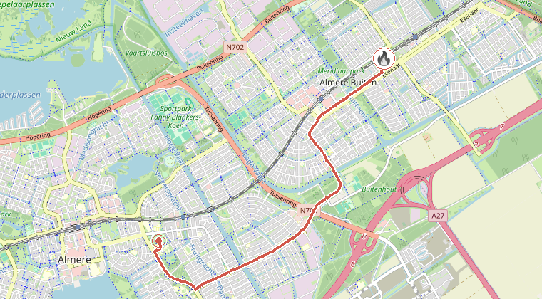 Kaart van de omgeving van de melding, met de kazerne die is gealarmeerd