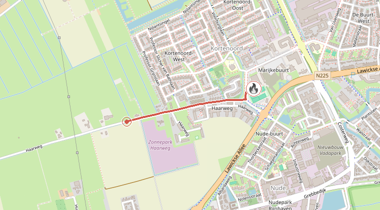 Kaart van de omgeving van de melding, met de kazerne die is gealarmeerd