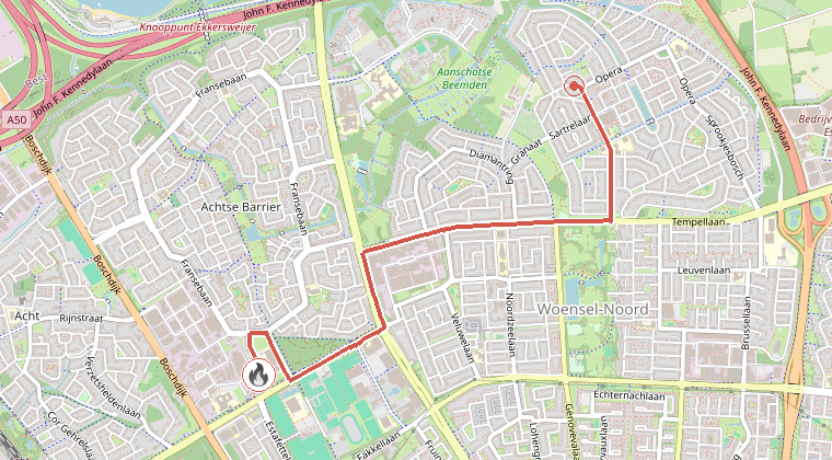 Kaart van de omgeving van de melding, met de kazerne die is gealarmeerd