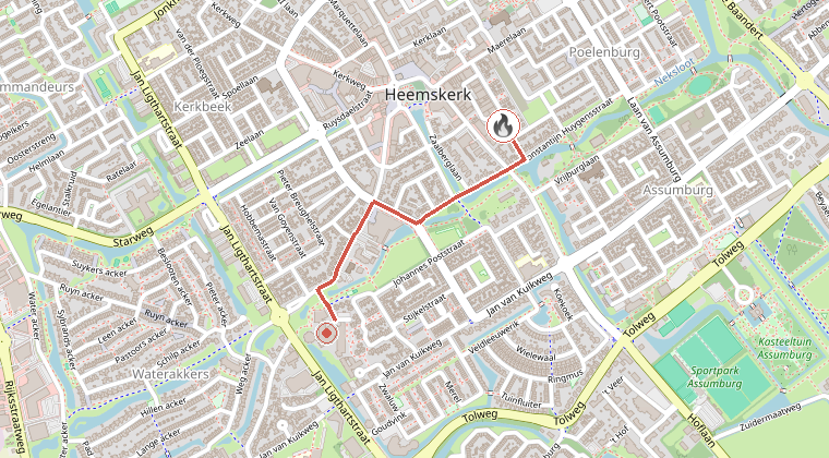 Kaart van de omgeving van de melding, met de kazerne die is gealarmeerd