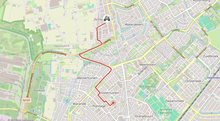 Kaart van de omgeving van de melding, met de kazerne die is gealarmeerd