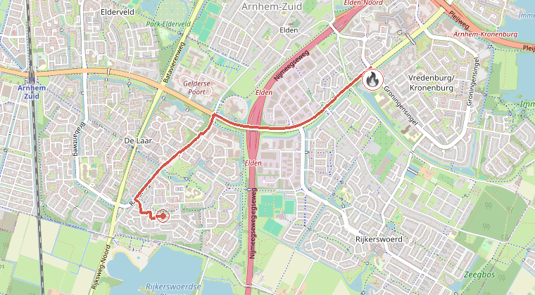 Kaart van de omgeving van de melding, met de kazerne die is gealarmeerd