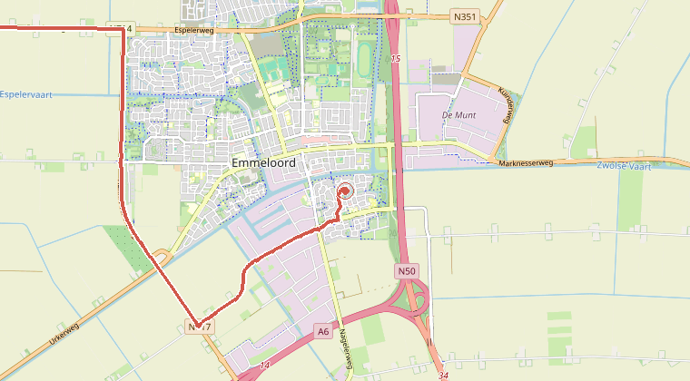 Kaart van de omgeving van de melding, met de kazerne die is gealarmeerd