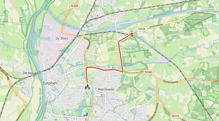 Kaart van de omgeving van de melding, met de kazerne die is gealarmeerd
